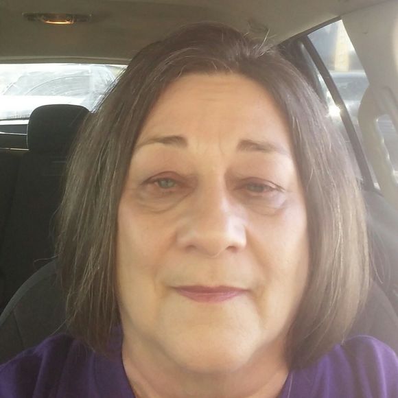 Meet your Posher, Pam - Picture 1 of 1